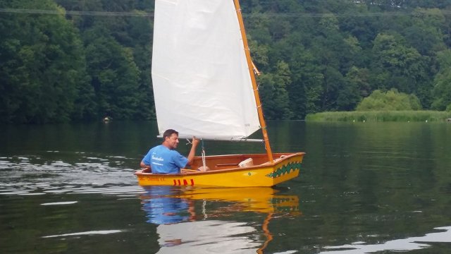Segelausbildung der Optimisten auf der Talsperre Kriebstein